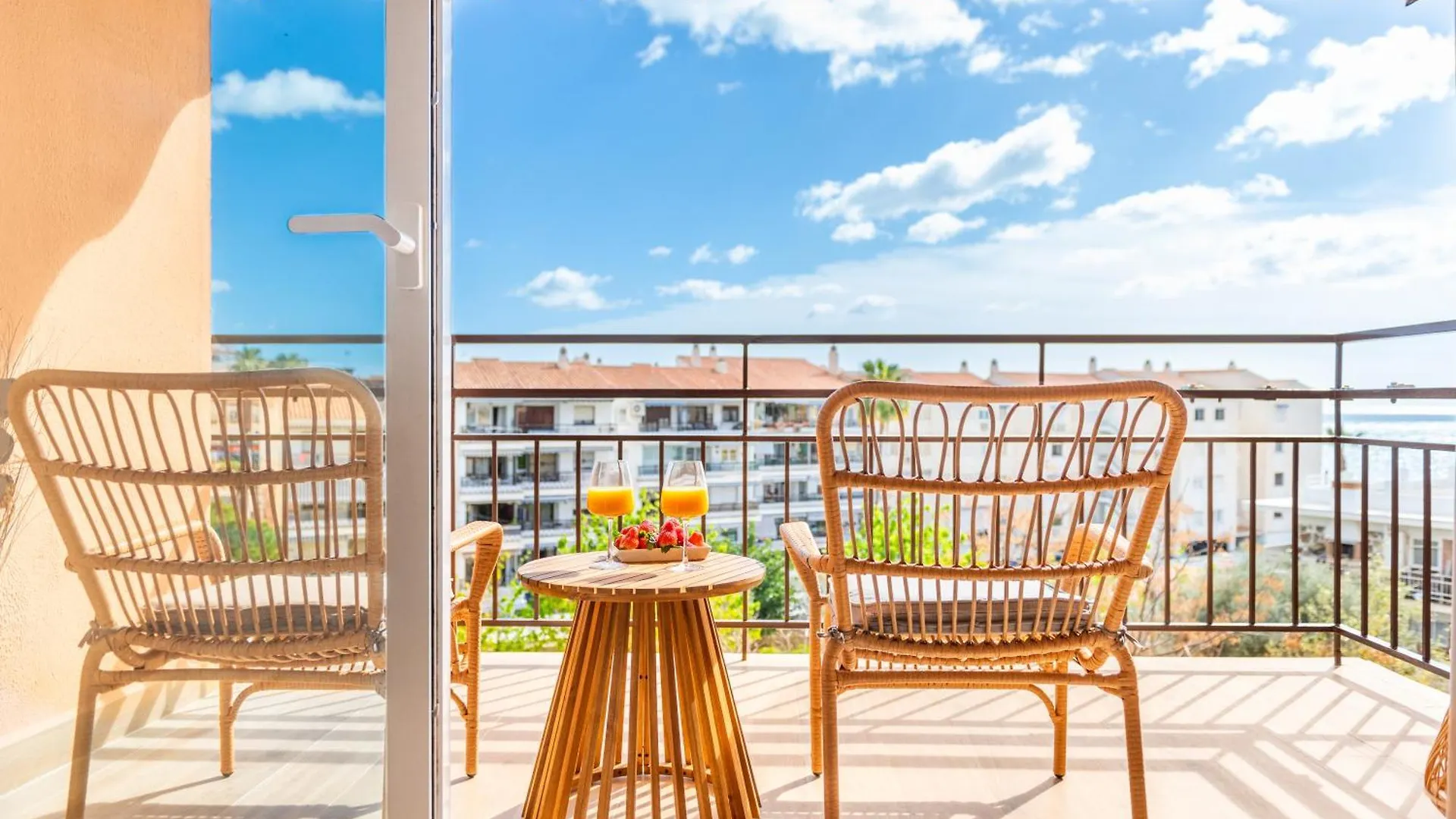 Wintowinrentals Dream Apartment Next To The Beach Rincon de la Victoria 0*,  Spain